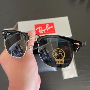 Ray-Ban RB3016 Sunglasses Clubmaster Classic Black Frame Glass Gray Lens 51-21mm